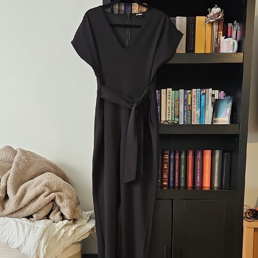 Express Black Garment